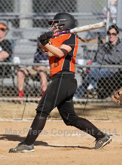 Thumbnail 1 in Queen City vs. Gilmer (Texas 2 Step Tournament) photogallery.