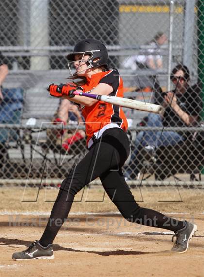 Thumbnail 2 in Queen City vs. Gilmer (Texas 2 Step Tournament) photogallery.