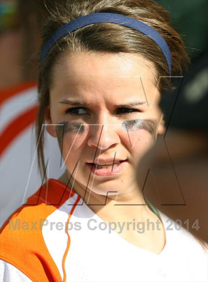 Thumbnail 3 in Queen City vs. Gilmer (Texas 2 Step Tournament) photogallery.