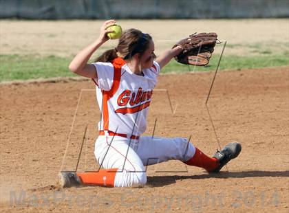 Thumbnail 3 in Queen City vs. Gilmer (Texas 2 Step Tournament) photogallery.