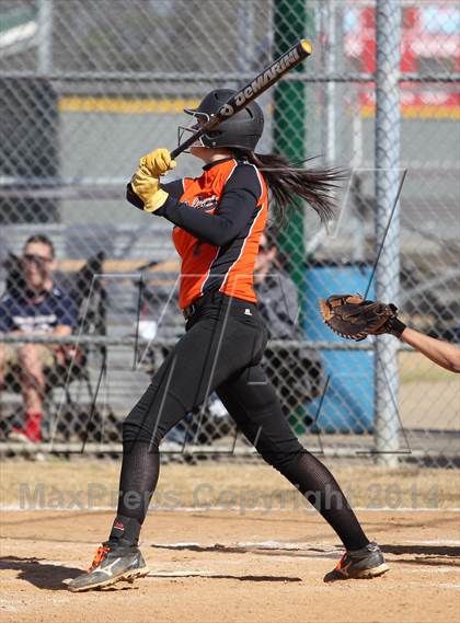 Thumbnail 2 in Queen City vs. Gilmer (Texas 2 Step Tournament) photogallery.