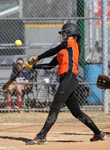 Thumbnail 3 in Queen City vs. Gilmer (Texas 2 Step Tournament) photogallery.