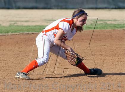 Thumbnail 1 in Queen City vs. Gilmer (Texas 2 Step Tournament) photogallery.