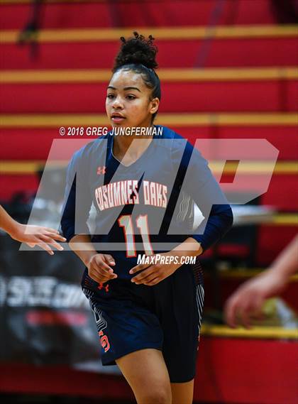 Thumbnail 3 in Cosumnes Oaks vs. Eastside College Prep (Cardinal Newman Classic) photogallery.