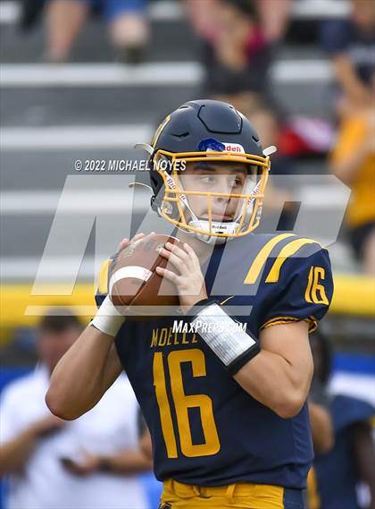 Thumbnail 2 in East Central @ Archbishop Moeller photogallery.