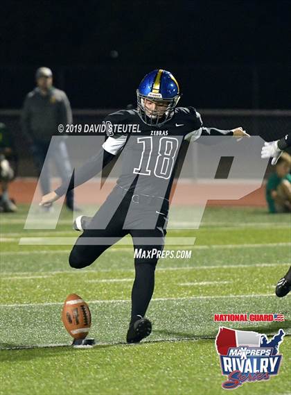 Thumbnail 2 in Placer @ Lincoln (2018 MaxPreps Rivalry Series) photogallery.