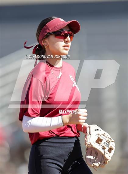 Thumbnail 2 in Downey vs. Villa Park photogallery.