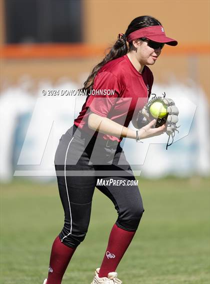 Thumbnail 2 in Downey vs. Villa Park photogallery.