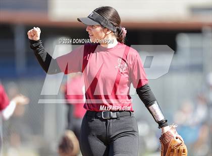 Thumbnail 2 in Downey vs. Villa Park photogallery.