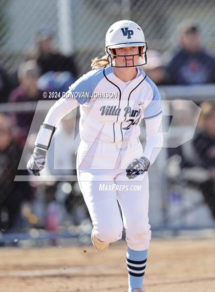 Thumbnail 2 in Downey vs. Villa Park photogallery.