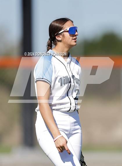 Thumbnail 2 in Downey vs. Villa Park photogallery.