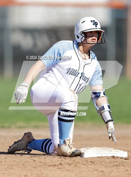 Thumbnail 2 in Downey vs. Villa Park photogallery.