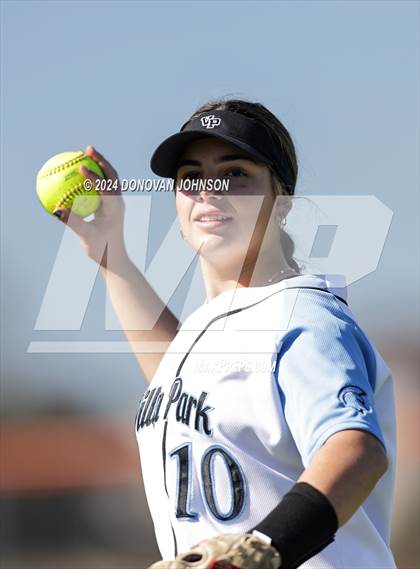 Thumbnail 3 in Downey vs. Villa Park photogallery.