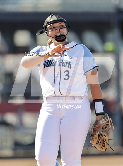 Thumbnail 3 in Downey vs. Villa Park photogallery.