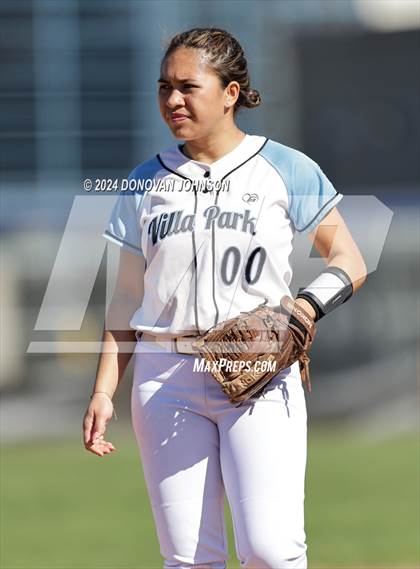 Thumbnail 2 in Downey vs. Villa Park photogallery.