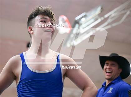Thumbnail 2 in Monte Vista Invitational photogallery.