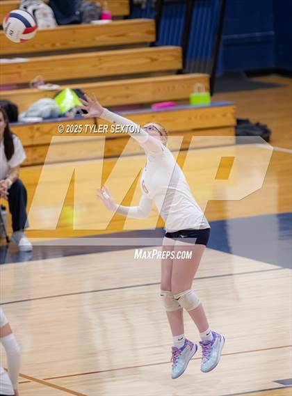 Thumbnail 3 in Buena @ Cienega photogallery.