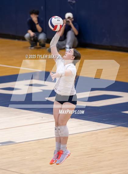 Thumbnail 2 in Buena @ Cienega photogallery.