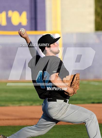 Thumbnail 3 in Durango vs Silverado (Bengal Varsity Tournament) photogallery.