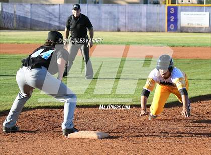 Thumbnail 1 in Durango vs Silverado (Bengal Varsity Tournament) photogallery.