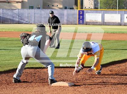 Thumbnail 1 in Durango vs Silverado (Bengal Varsity Tournament) photogallery.