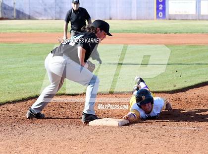 Thumbnail 1 in Durango vs Silverado (Bengal Varsity Tournament) photogallery.