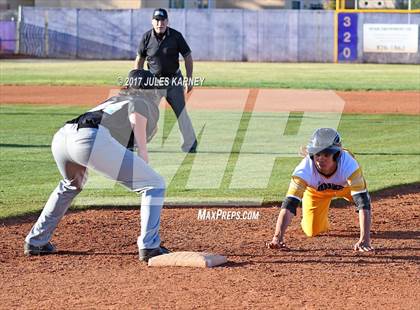 Thumbnail 2 in Durango vs Silverado (Bengal Varsity Tournament) photogallery.
