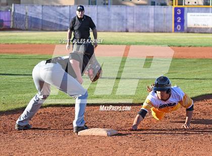 Thumbnail 3 in Durango vs Silverado (Bengal Varsity Tournament) photogallery.