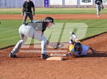 Thumbnail 3 in Durango vs Silverado (Bengal Varsity Tournament) photogallery.