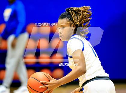 Thumbnail 1 in Pittsburg vs Chapel Hill photogallery.