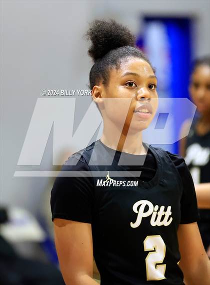Thumbnail 1 in Pittsburg vs Chapel Hill photogallery.