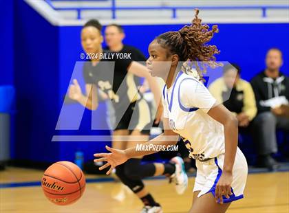 Thumbnail 1 in Pittsburg vs Chapel Hill photogallery.