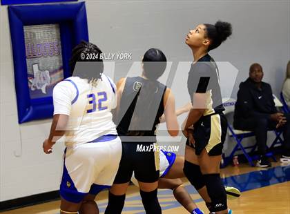 Thumbnail 3 in Pittsburg vs Chapel Hill photogallery.