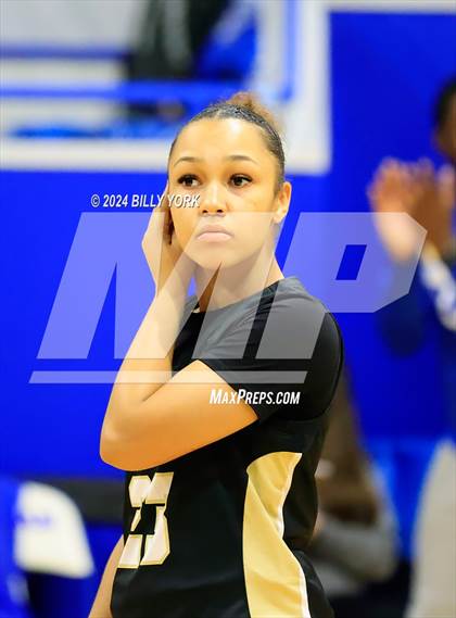 Thumbnail 2 in Pittsburg vs Chapel Hill photogallery.