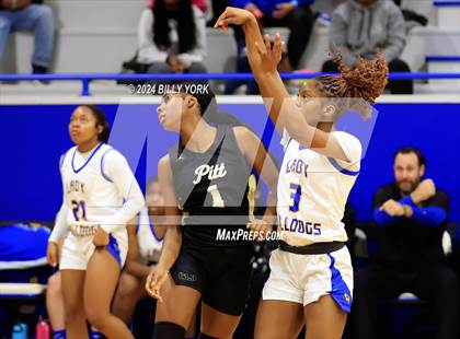 Thumbnail 3 in Pittsburg vs Chapel Hill photogallery.