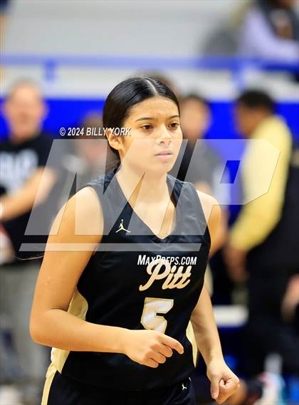 Thumbnail 1 in Pittsburg vs Chapel Hill photogallery.
