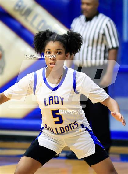 Thumbnail 3 in Pittsburg vs Chapel Hill photogallery.