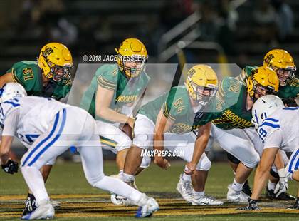 Thumbnail 2 in Burbank @ Moorpark photogallery.