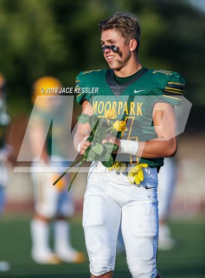 Thumbnail 2 in Burbank @ Moorpark photogallery.