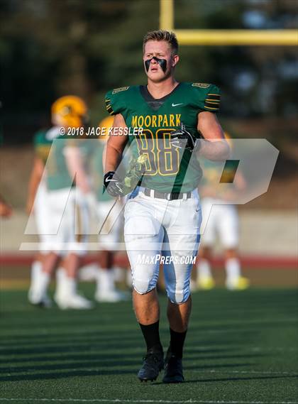 Thumbnail 3 in Burbank @ Moorpark photogallery.
