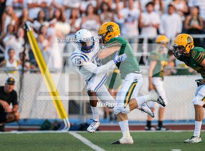 Thumbnail 3 in Burbank @ Moorpark photogallery.