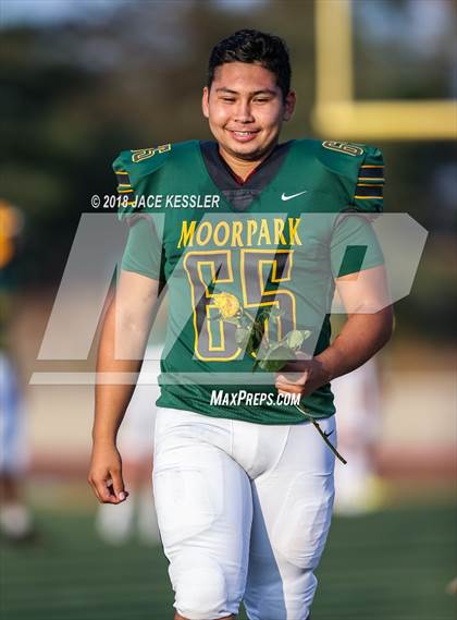 Thumbnail 1 in Burbank @ Moorpark photogallery.