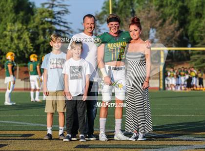 Thumbnail 3 in Burbank @ Moorpark photogallery.