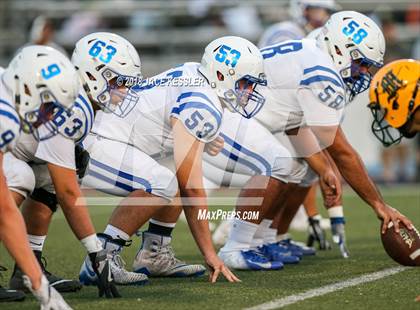 Thumbnail 2 in Burbank @ Moorpark photogallery.