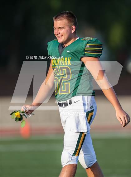 Thumbnail 1 in Burbank @ Moorpark photogallery.