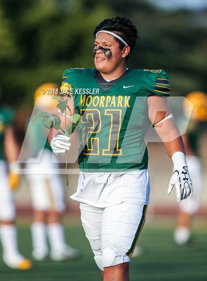 Thumbnail 3 in Burbank @ Moorpark photogallery.