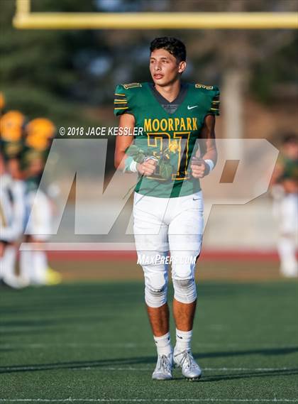 Thumbnail 2 in Burbank @ Moorpark photogallery.