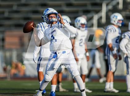 Thumbnail 1 in Burbank @ Moorpark photogallery.
