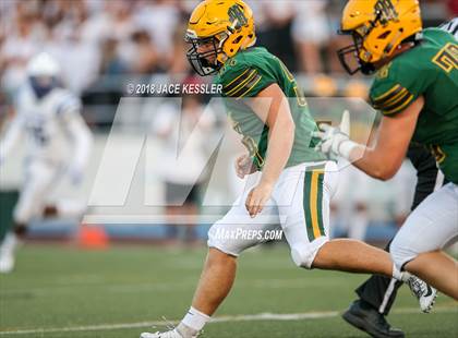 Thumbnail 1 in Burbank @ Moorpark photogallery.