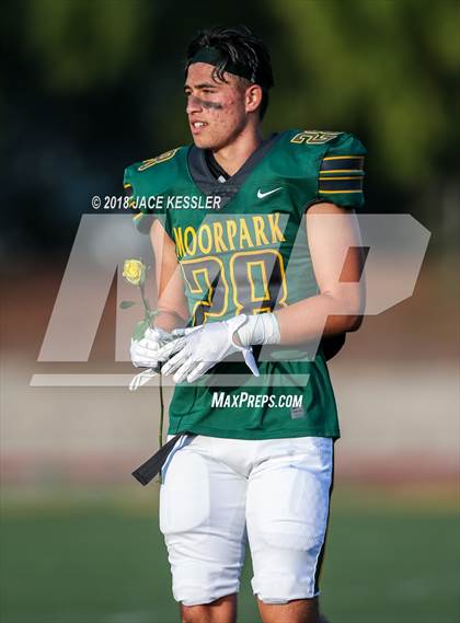Thumbnail 1 in Burbank @ Moorpark photogallery.